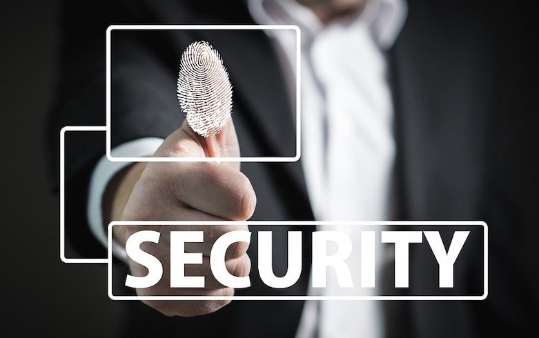 Caccia alle credenziali aziendali. Le nuove tattiche dei criminali informatici