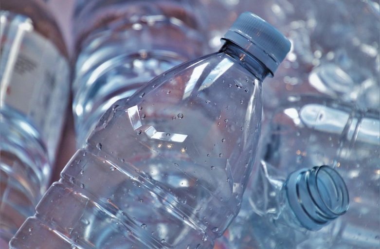 Inquinamento da plastica, i cittadini del mondo chiedono regole globali 