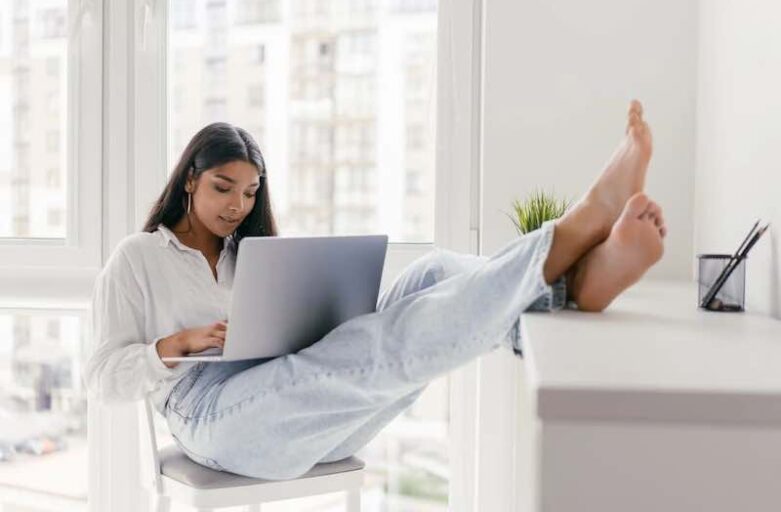 GenZ e Millenial: cosa pensano di AI generativa, lavoro, climate change