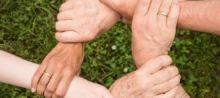 Condivisione, empatia, pazienza: le parole che aiutano a crescere